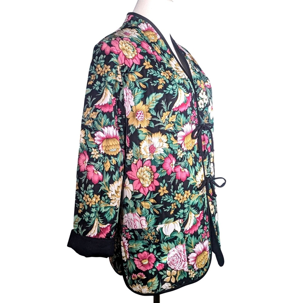 Vintage 1970s Dark Floral Quilted Cottage Coat Tie Front Cotton Jacket - Picture 2 of 7